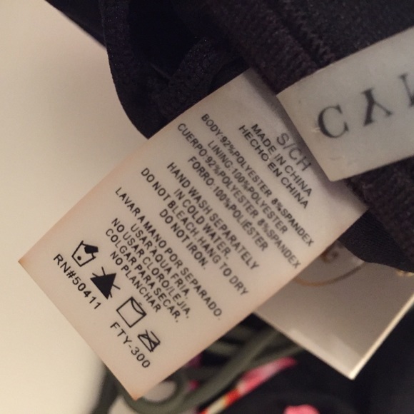 Cyn & Luca Bikini Top - Picture 6 of 7